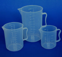 Meßbecher aus PP mit Skala-Ausguss-Henkel, Volumen 500ml, 1000ml oder 2000ml